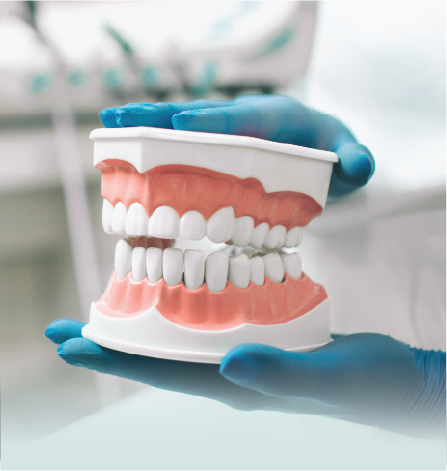 مراقبت‌ها و دستورات ضروری بعد از جراحی ایمپلنت دندان